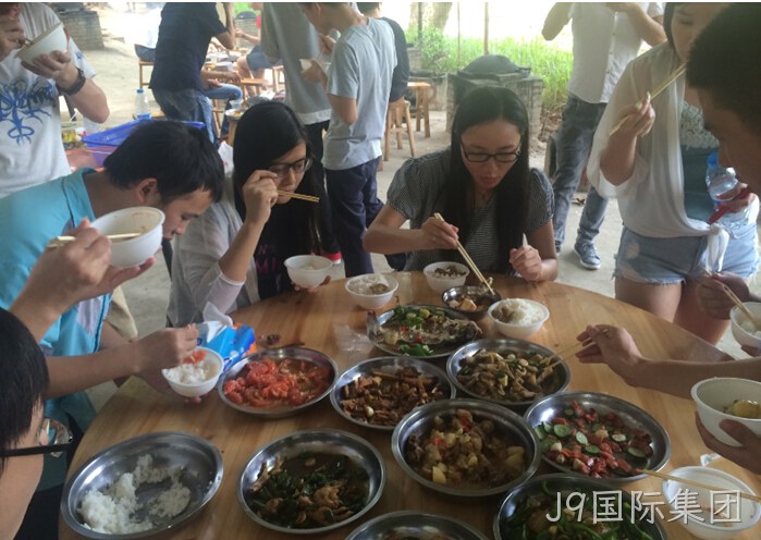 J9国际集团午餐